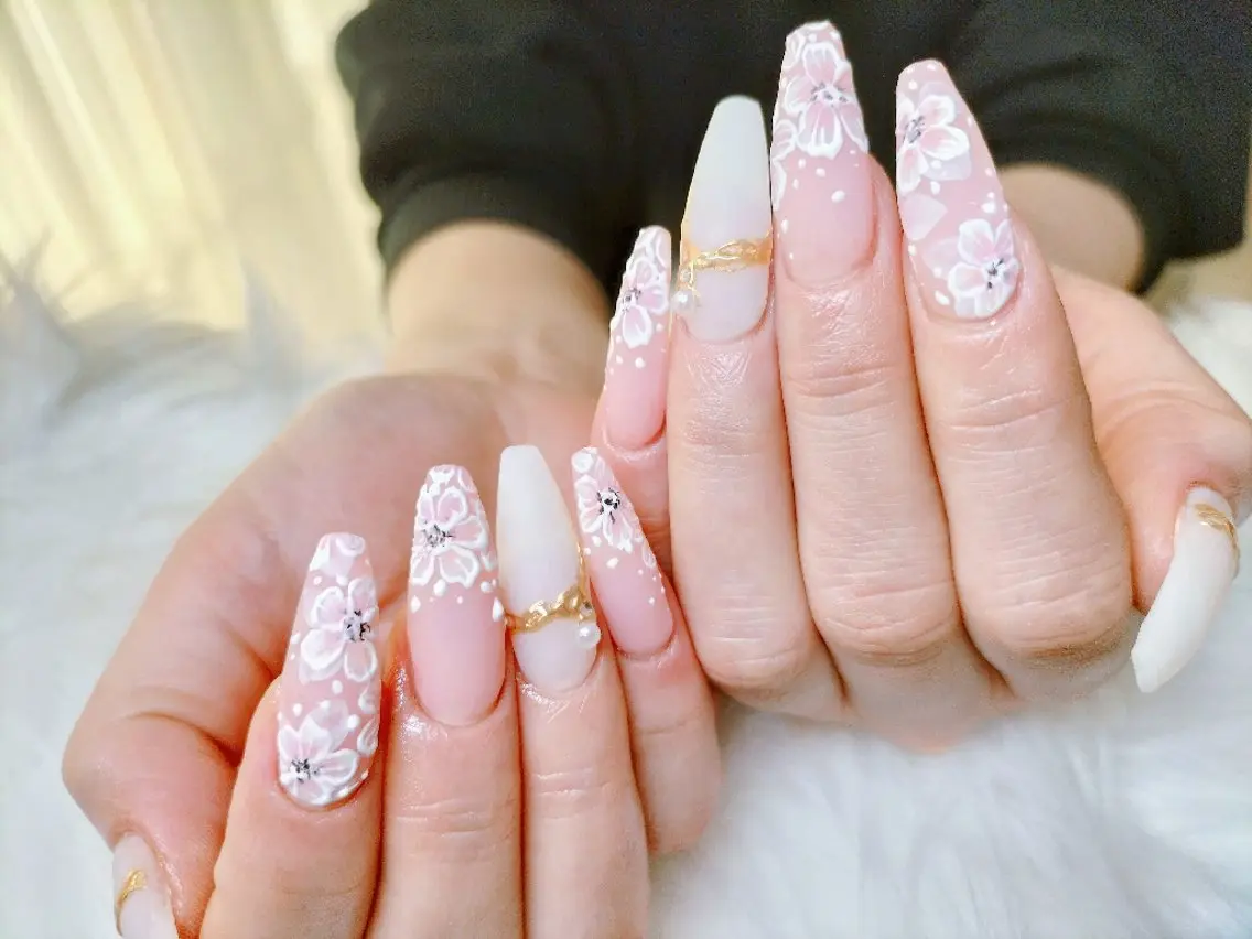 ネイル アートネイル 持ち込み ネイルサロン STELLAのネイルデザイン