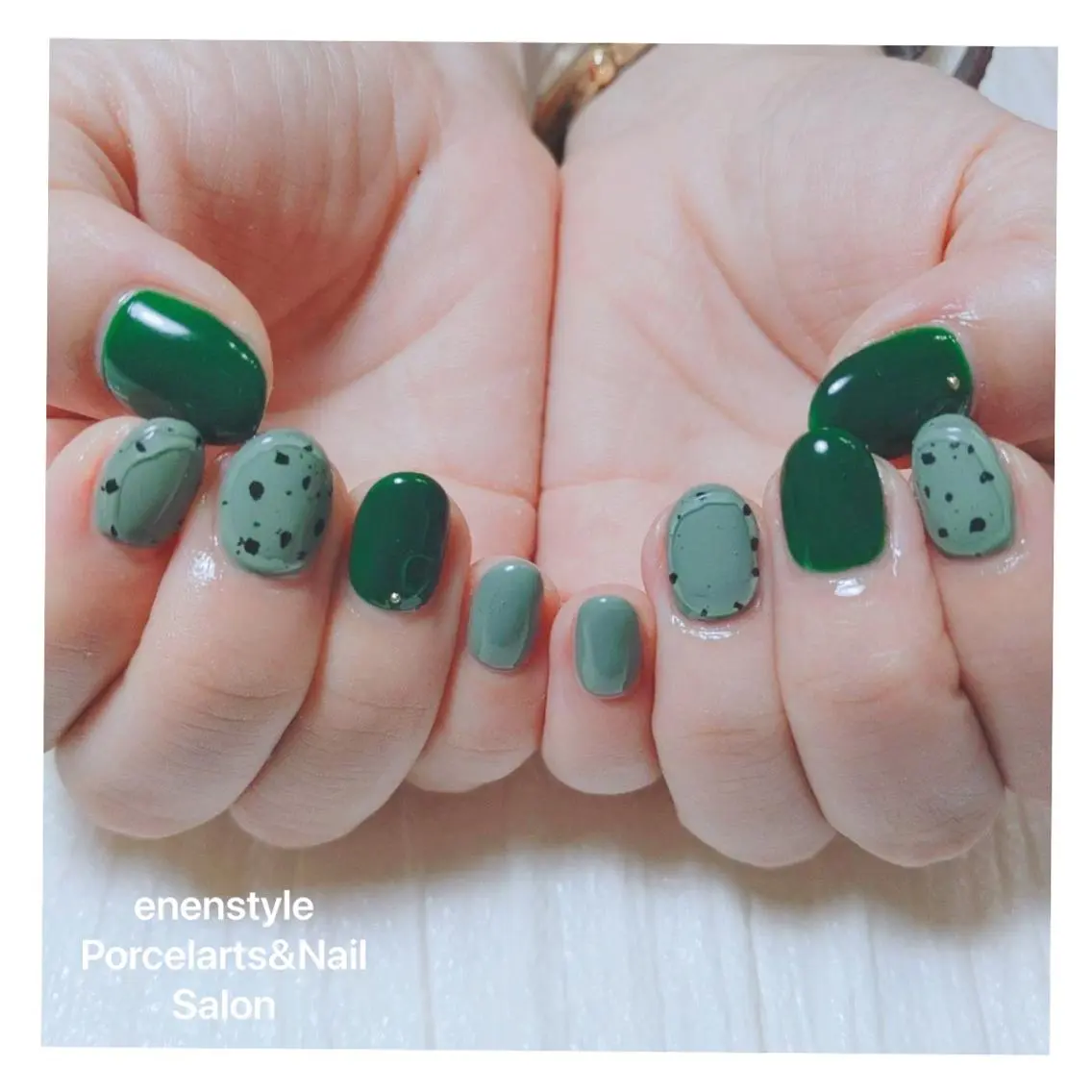 ミディアム ネイル 🐾enen style 🐾のネイルデザイン