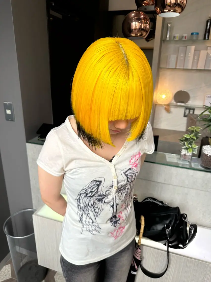 ミディアム カラー ベージュカラー ブリーチ ケアブリーチ 透明感カラー ハイトーンカラー カット ヘアカラー トリートメント 天神暖色カラー レイヤー・髪質改善のヘアスタイル