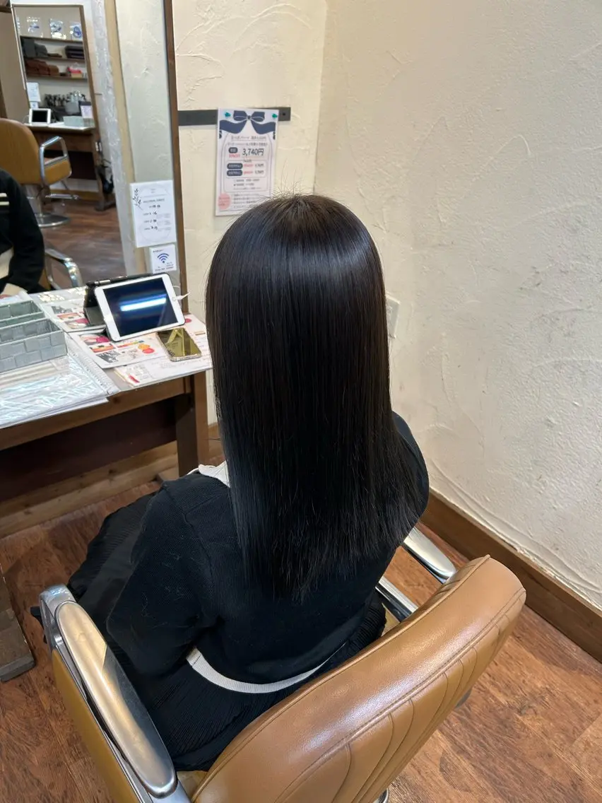 カラー ヘアカラー トリートメント 木戸 彩乃のヘアスタイル