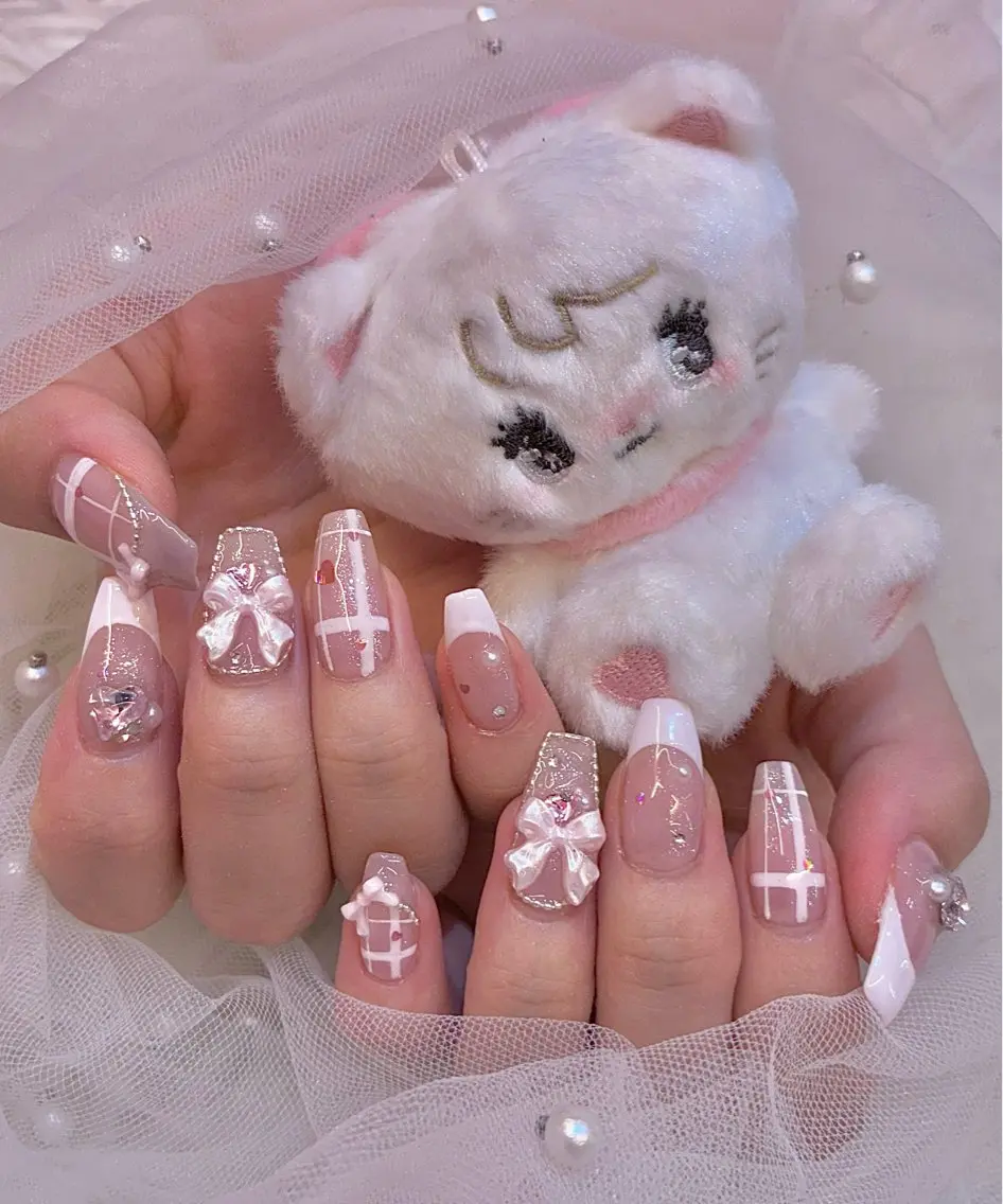 ネイル ハンドネイル KIREIE Chinatsuのネイルデザイン