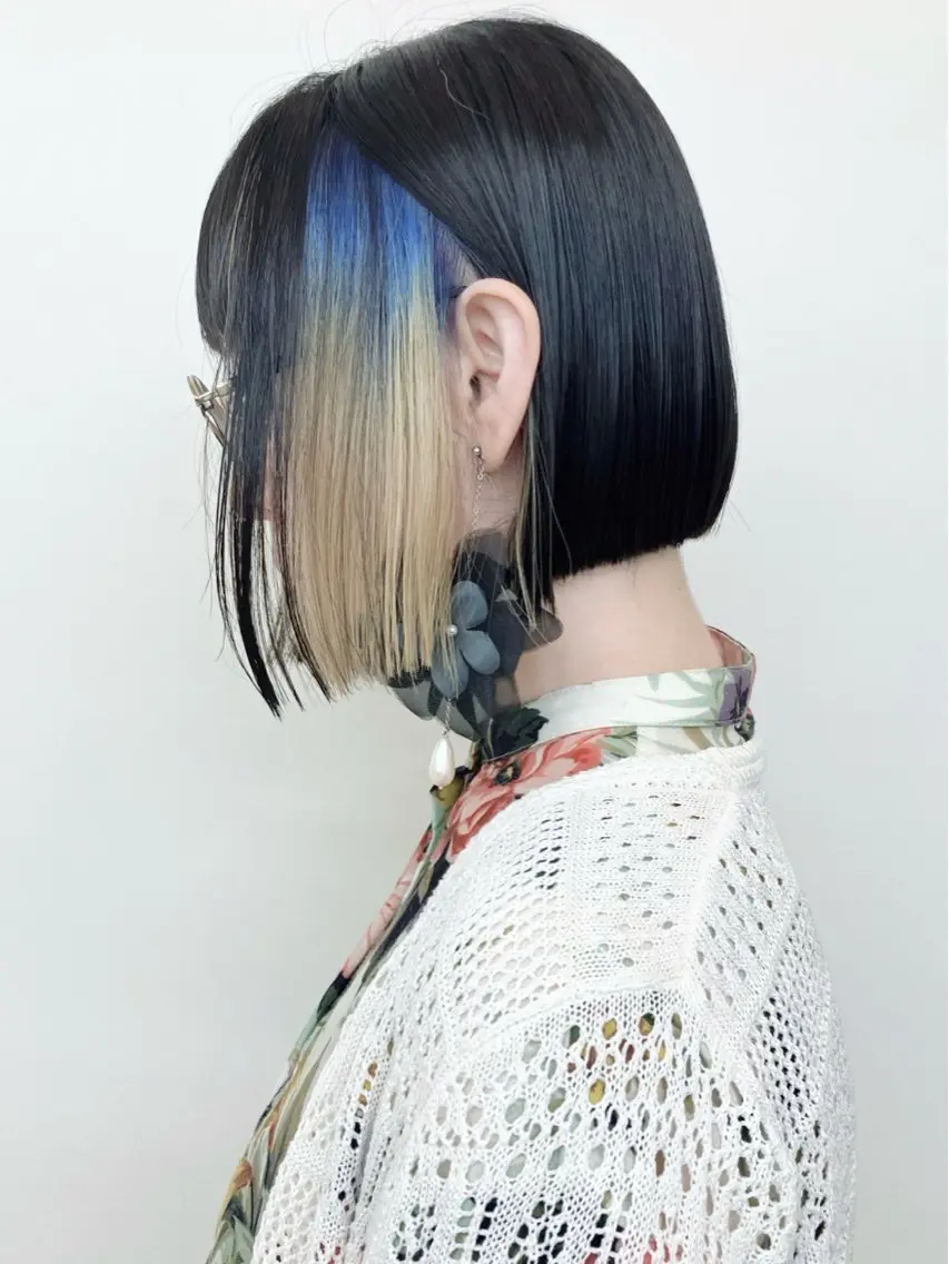 ショート ヘアカラー fumikaハイトー ン/レイヤーカットのヘアスタイル