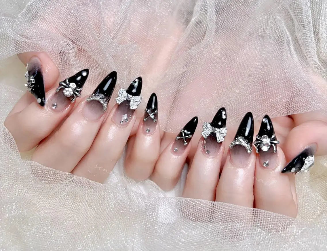 ネイル Maiii 💗のネイルデザイン