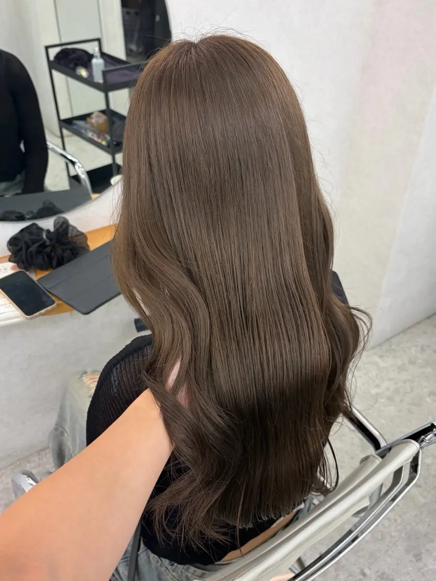 ロング カラー カット ヘアカラー まろやかベージュ🤎 艶髪🫧リン🔔のヘアスタイル