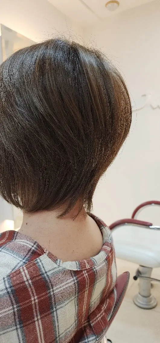 ミディアム カラー hairmake Juinのヘアスタイル