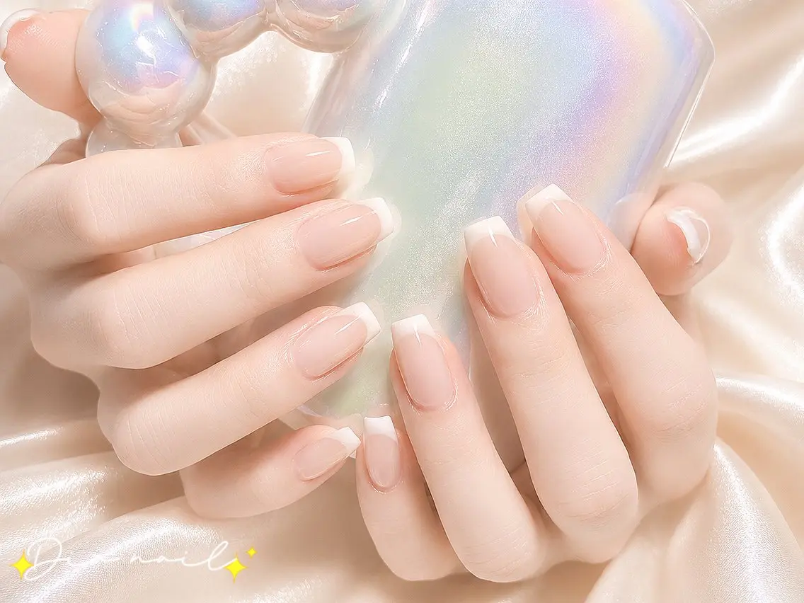 ネイル 韓国ネイル マグネットネイル ニュアンスネイル 夏ネイル ワンホンネイル ハンドネイル Di'a nail ネイルサロンのネイルデザイン
