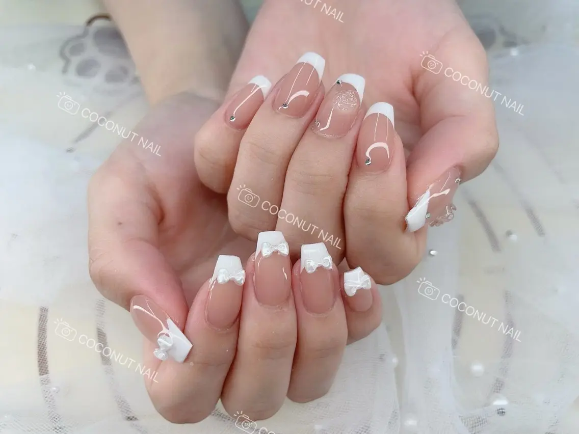 ネイル ハンドネイル 神田 ココナッツのネイルデザイン