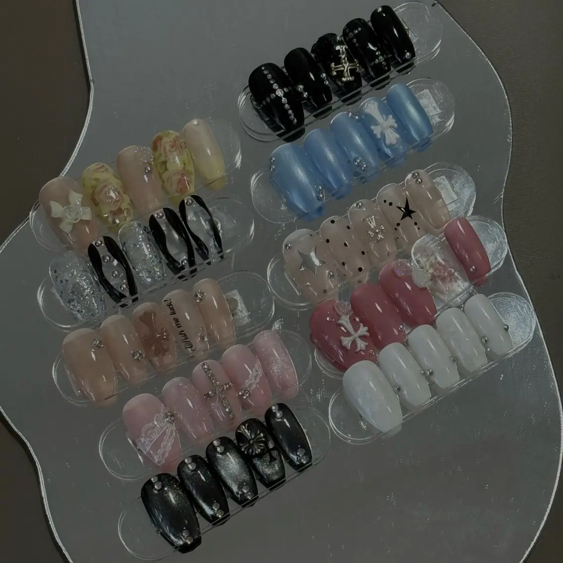 ハンドネイル navi nail ayaneのネイルデザイン