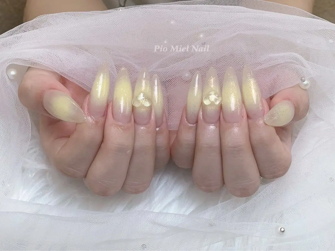 ネイル ハンドネイル HANA 長さだしのネイルデザイン