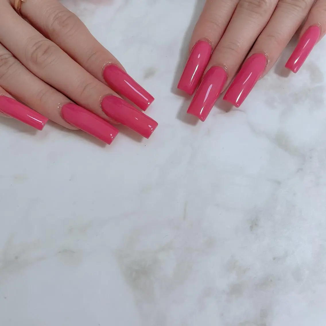 ネイル ロングネイル スクエアネイル Kayo 💅のネイルデザイン