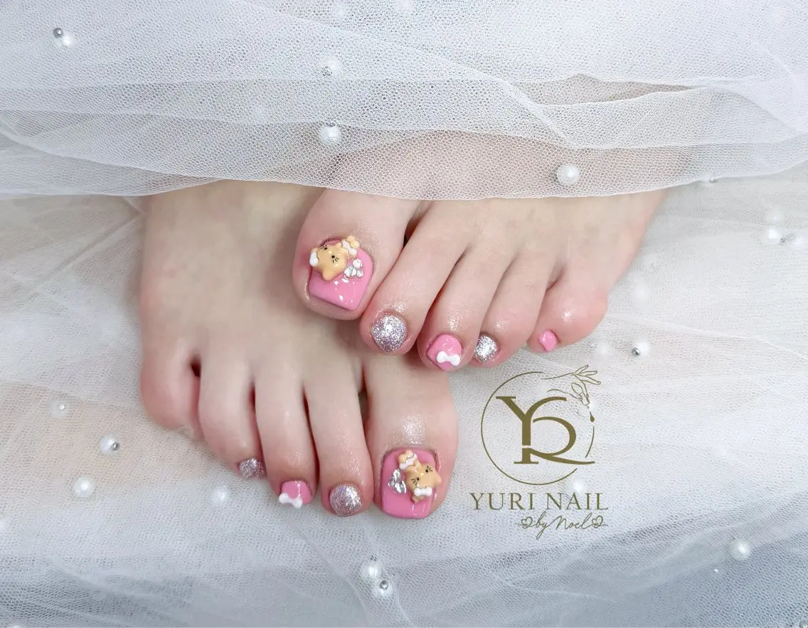 ネイル ハンドネイル フットネイル ハンドケア YURI Nail NARITAのネイルデザイン
