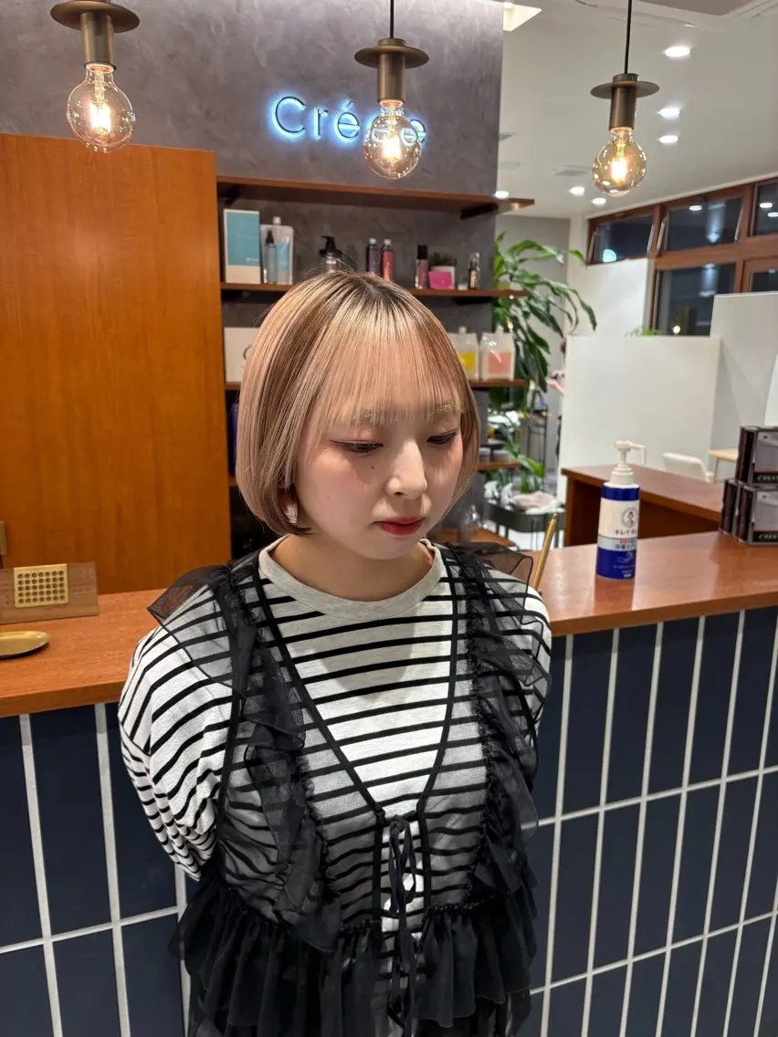 ショート 吉田 絢音のヘアスタイル