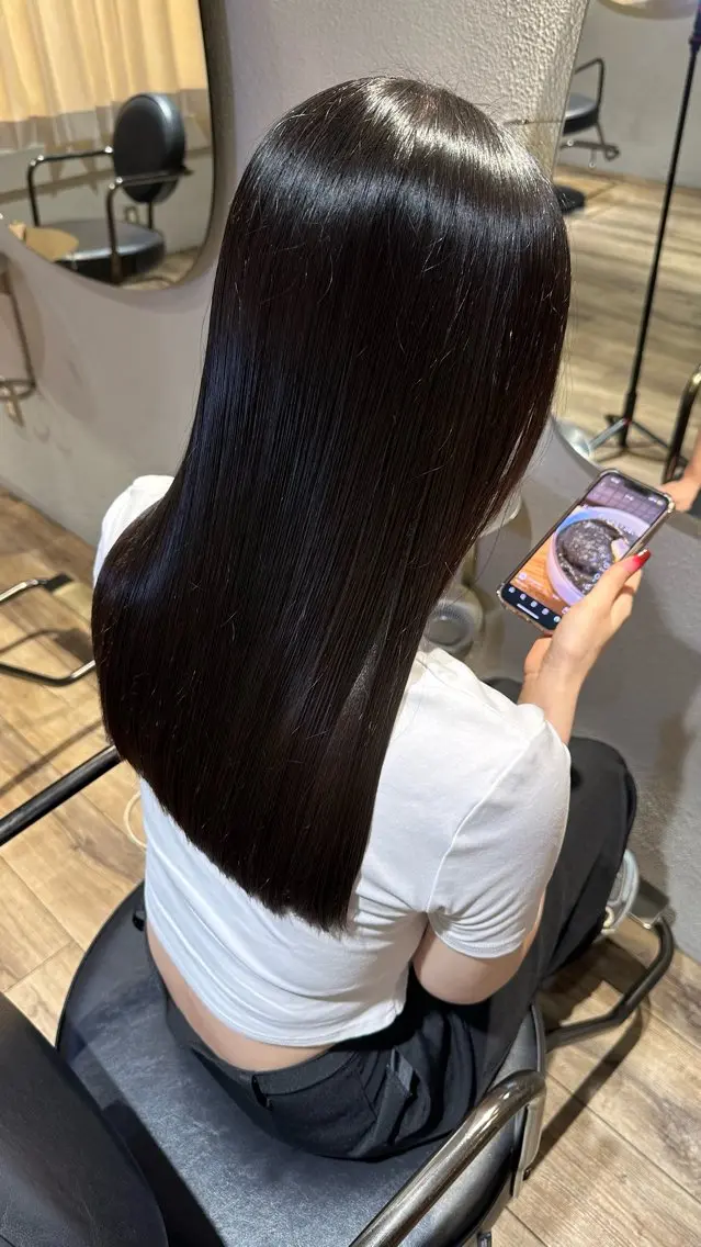 セミロング トリートメント カット/艶カラー/ 髪質改善 takaのヘアスタイル
