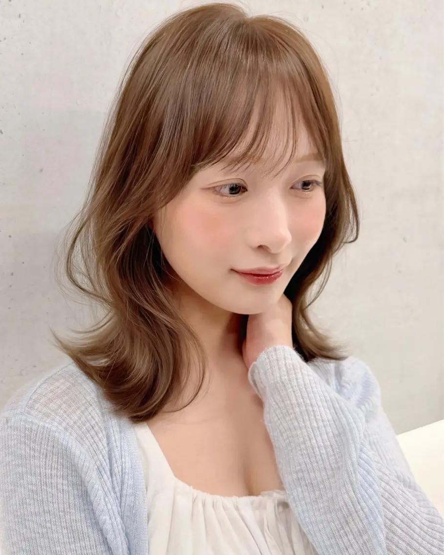 カラー ヘアカラー 塚原 怜音のヘアスタイル