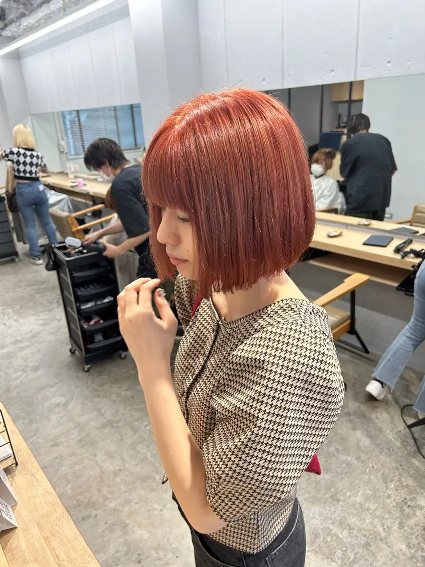 ショート カット ヘアカラー SAEKI【ior 】北千住店ブリーチのヘアスタイル