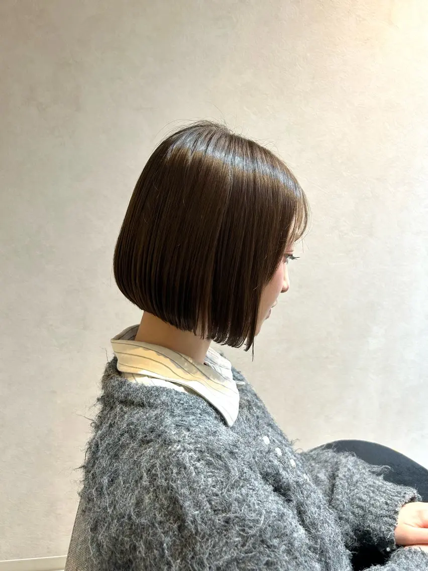 ショート カラー 透明感カラー オリーブカラー カット ヘアカラー 児玉 りなのヘアスタイル