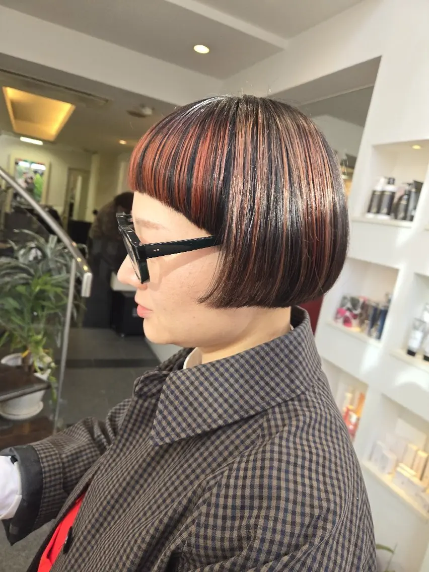ショート カラー グラデーションカラー ボブ ワイドバング カット ヘアカラー 遠藤 史秋のヘアスタイル