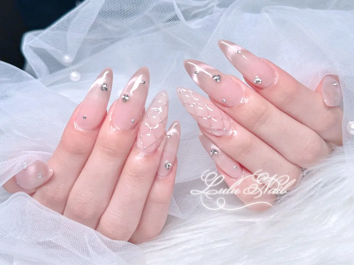 ネイル ハンドネイル Lulu Nail 🫧ユユのネイルデザイン