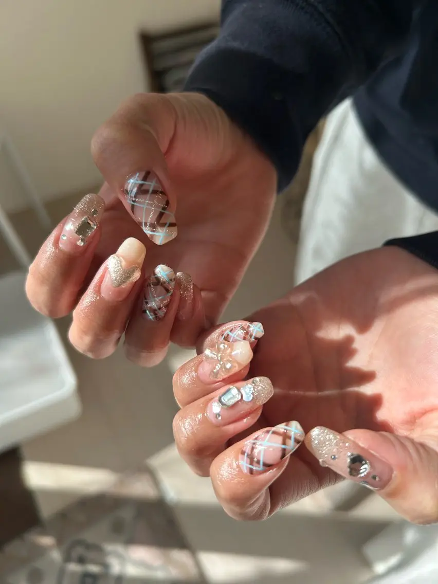 ネイル ハンドネイル Slow.Nail Tomomiのネイルデザイン