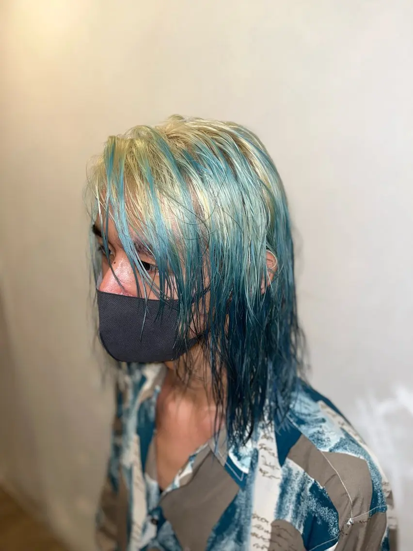 ロング カラー メンズ ヘアカラー COME HAIR カイのヘアスタイル