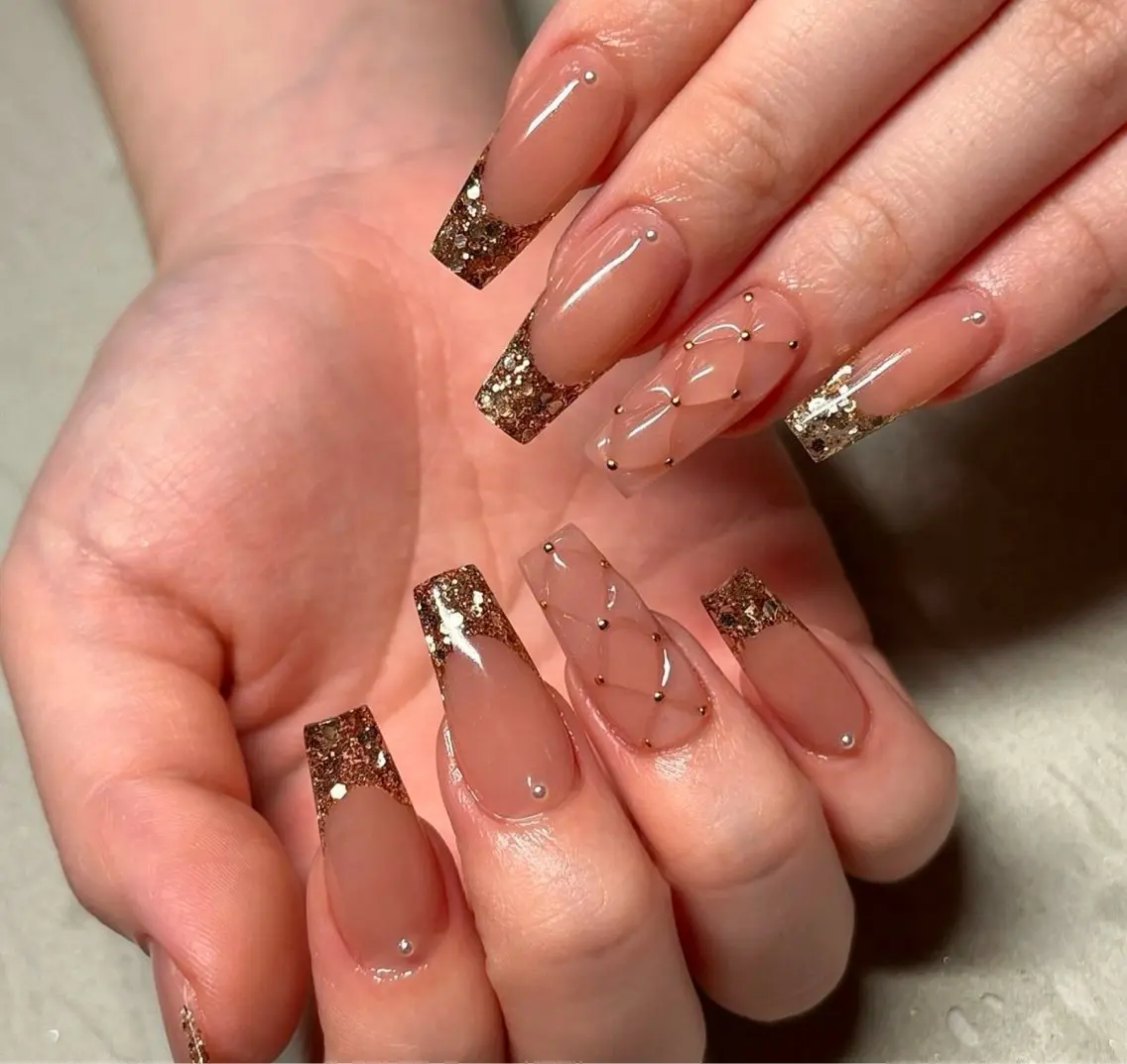 ネイル グラデーション キラキラネイル ワンカラーネイル 冬ネイル Jenn Nail Salonのネイルデザイン