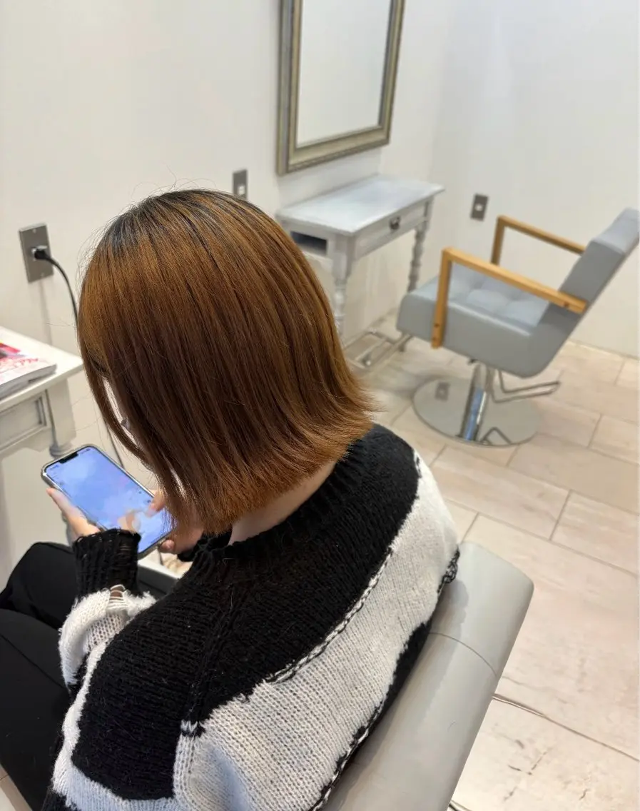 ミディアム 切りっぱなしボブ ボブ アベ ミスズのヘアスタイル