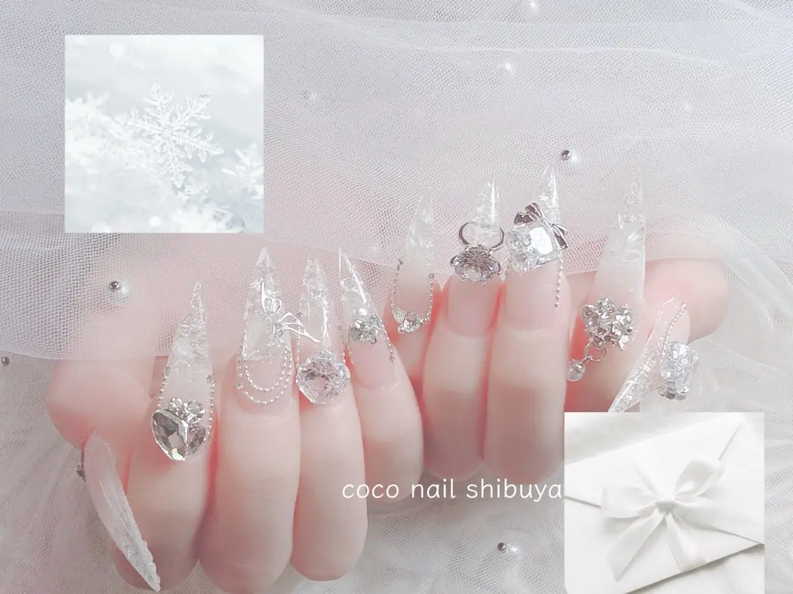 ロング カラー シルバー 韓国風ヘア ロング coco nail 長さ出し専門店のネイルデザイン
