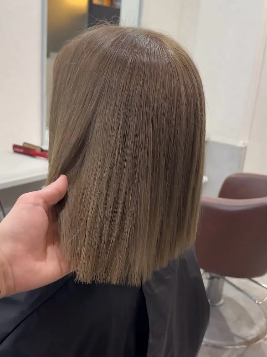 ミディアム カラー ベージュカラー オリーブベージュ カット ヘアカラー トリートメント _WHITE本通店 喜多村天斗のヘアスタイル