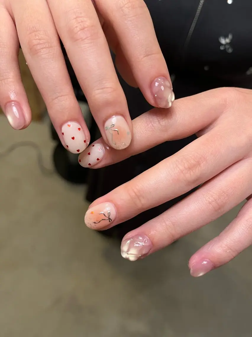 ネイル ハンドネイル aiu  ｱｲﾕｰ ちひろのネイルデザイン