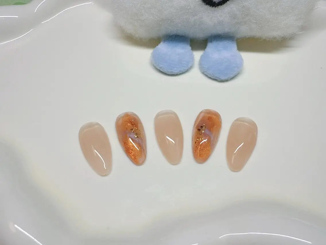 ネイル ハンドネイル ハンドケア リン リンのネイルデザイン