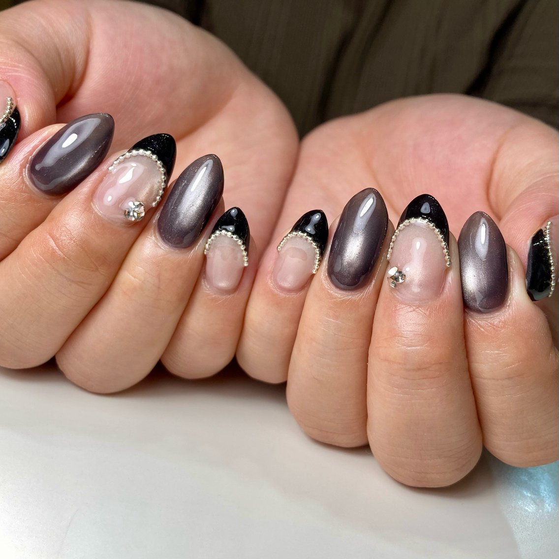 ネイル ハンドネイル Legit nail salonのネイルデザイン