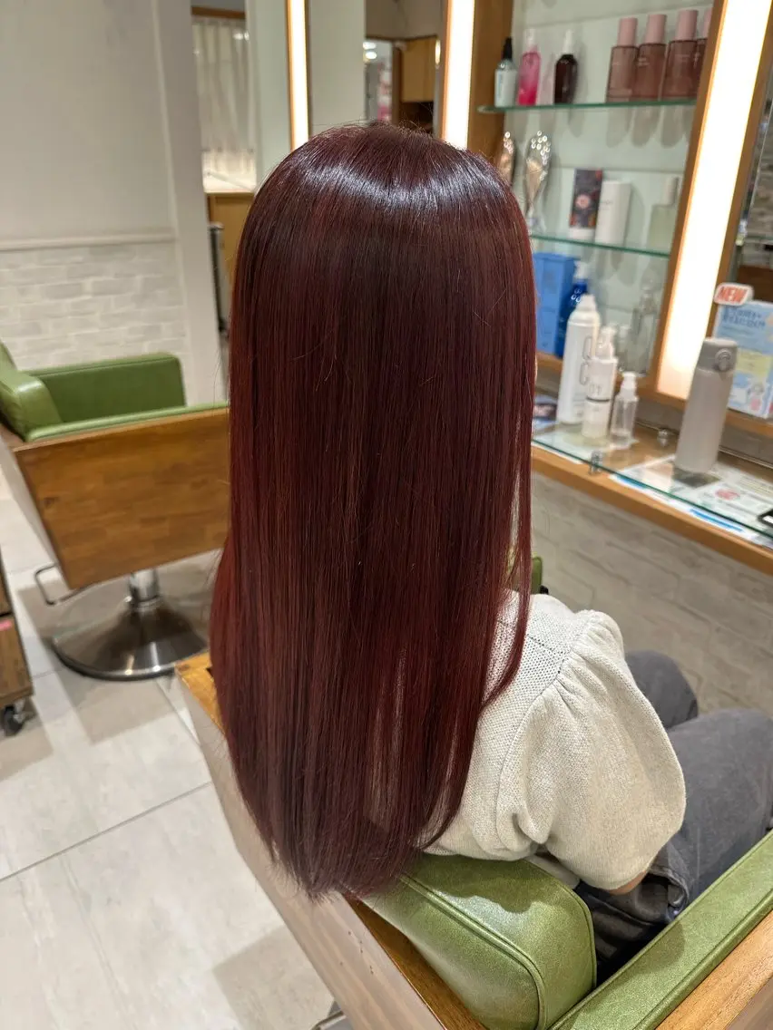 ロング カラー レッドカラー ヘアカラー 若林 美由希のヘアスタイル