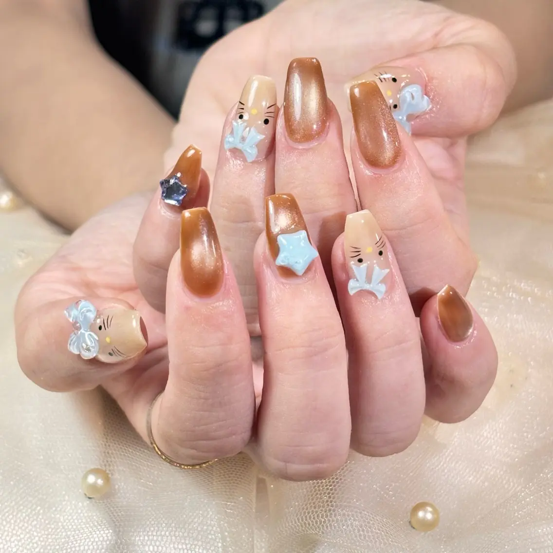 ネイル 桜ネイル 長さ出し フレンチネイル 韓国ネイル マグネットネイル ハンドネイル Kiwami nailsalonのネイルデザイン