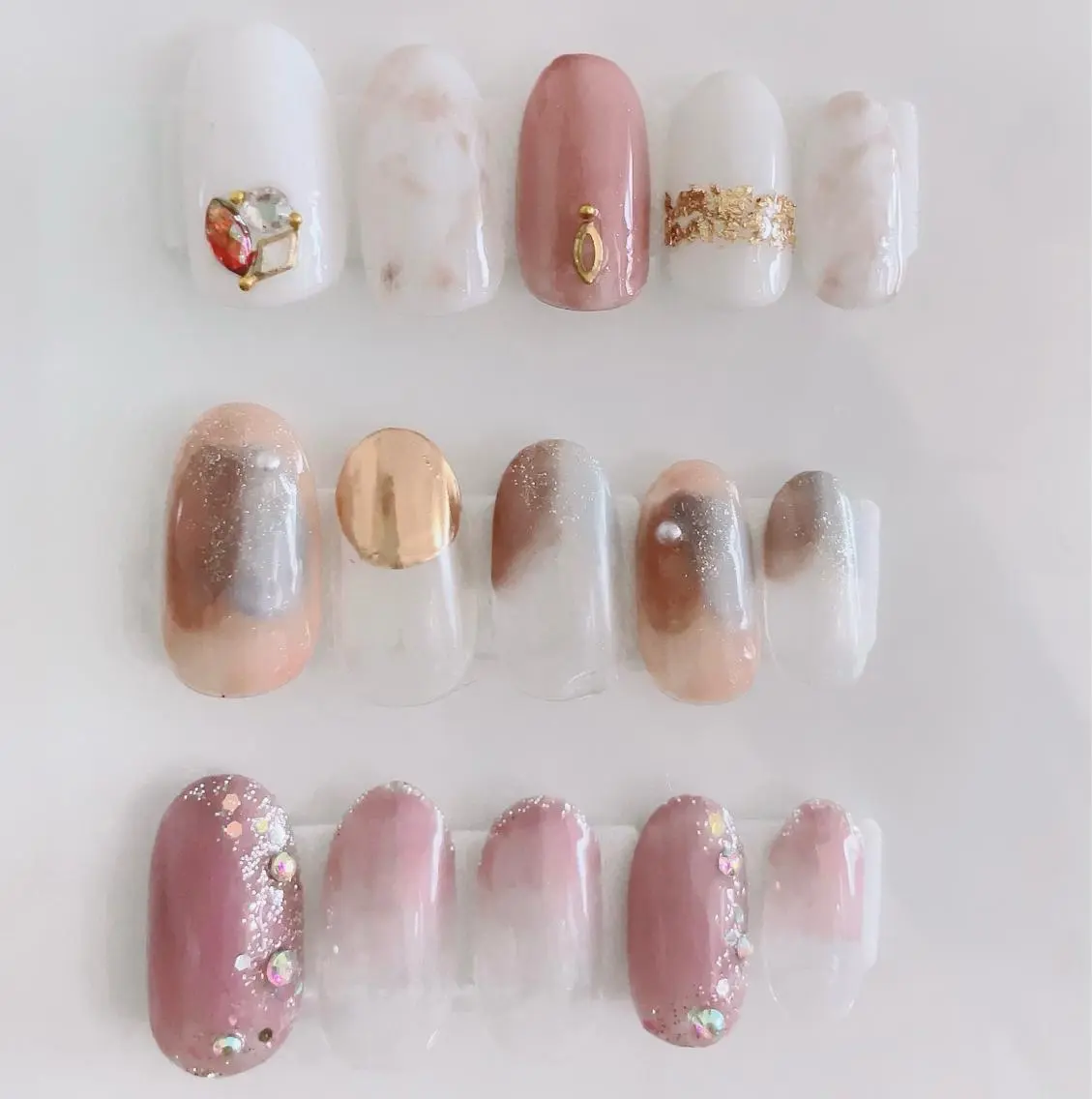 ネイル キラキラネイル 大理石ネイル(マーブル) ニュアンスネイル Nail salon Ariettyのネイルデザイン