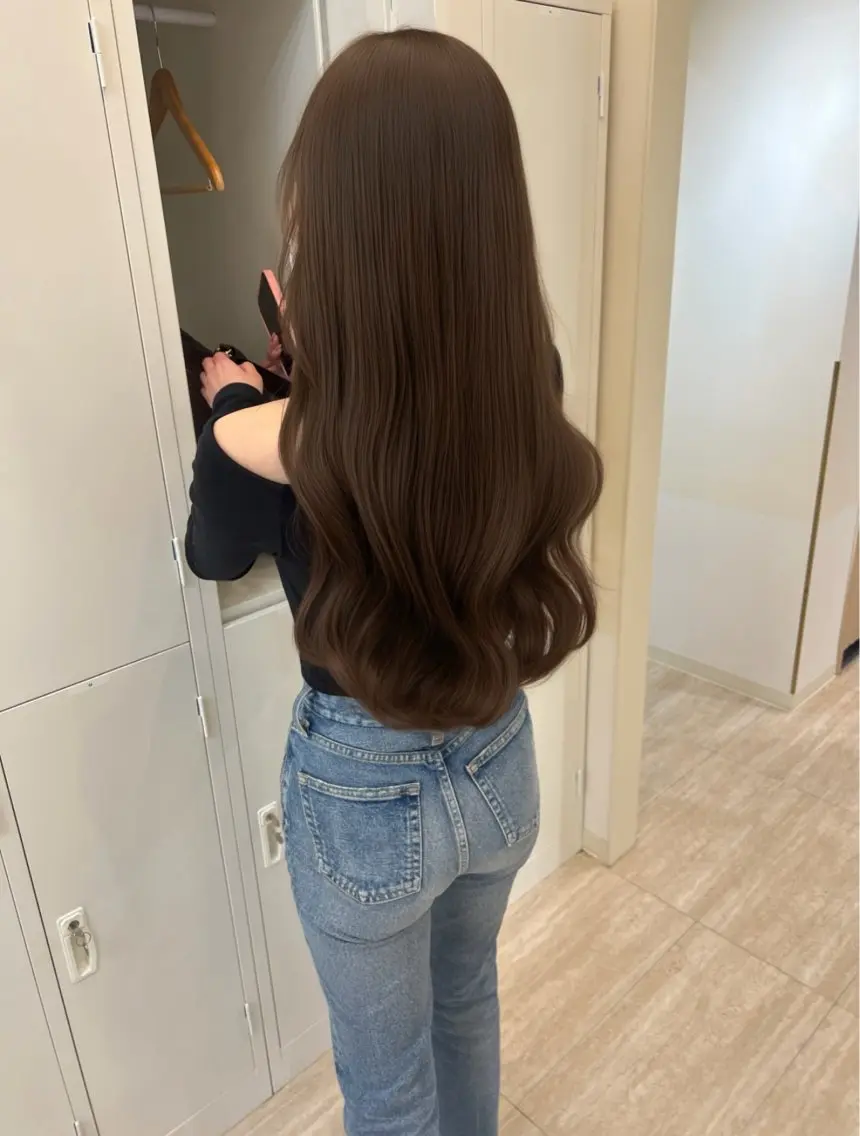 ロング チョコレートブラウン カット ヘアカラー トリートメント 韓国モテhair🍑 momoのヘアスタイル