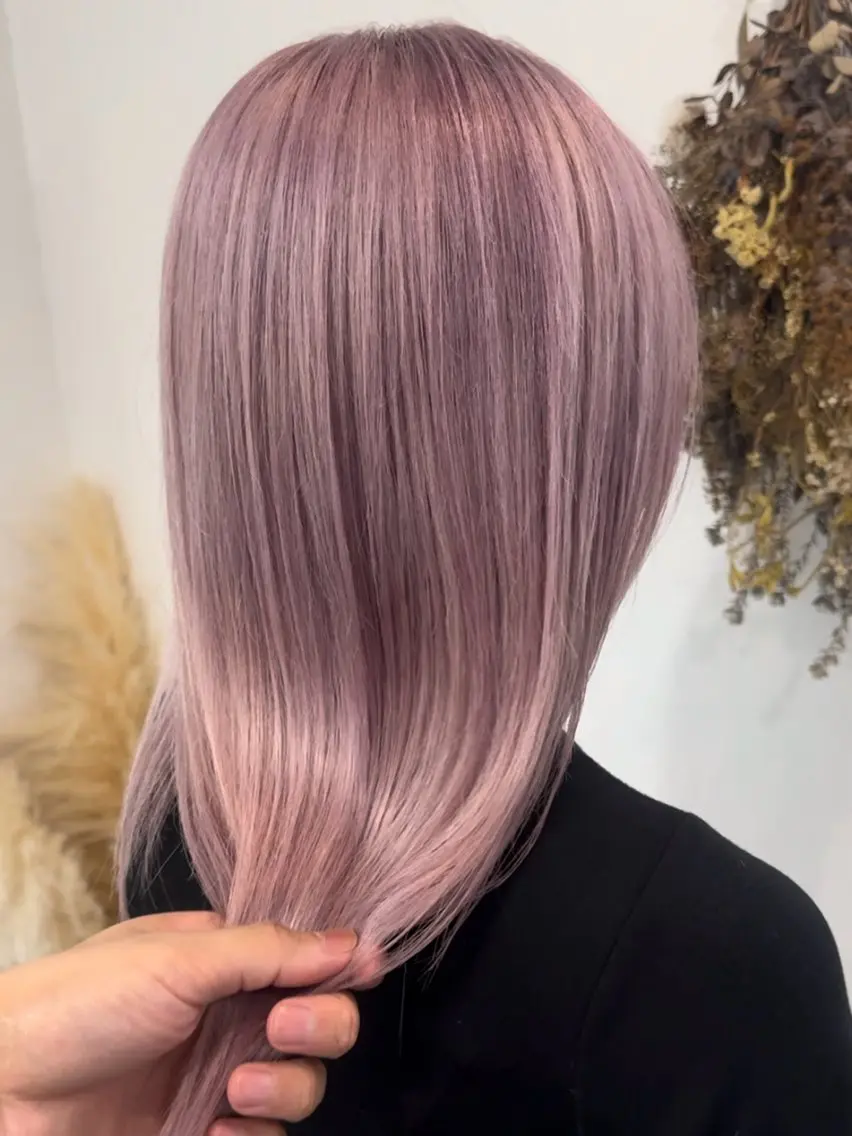 ミディアム 榎本 瑞貴のヘアスタイル
