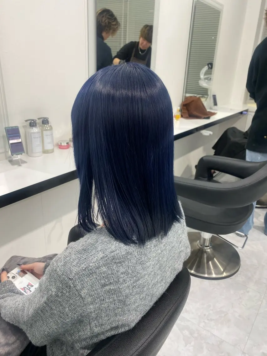 セミロング カラー パーマ ヘアアレンジ 透明感ブリーチカラー 🌈TOMOHIROのヘアスタイル