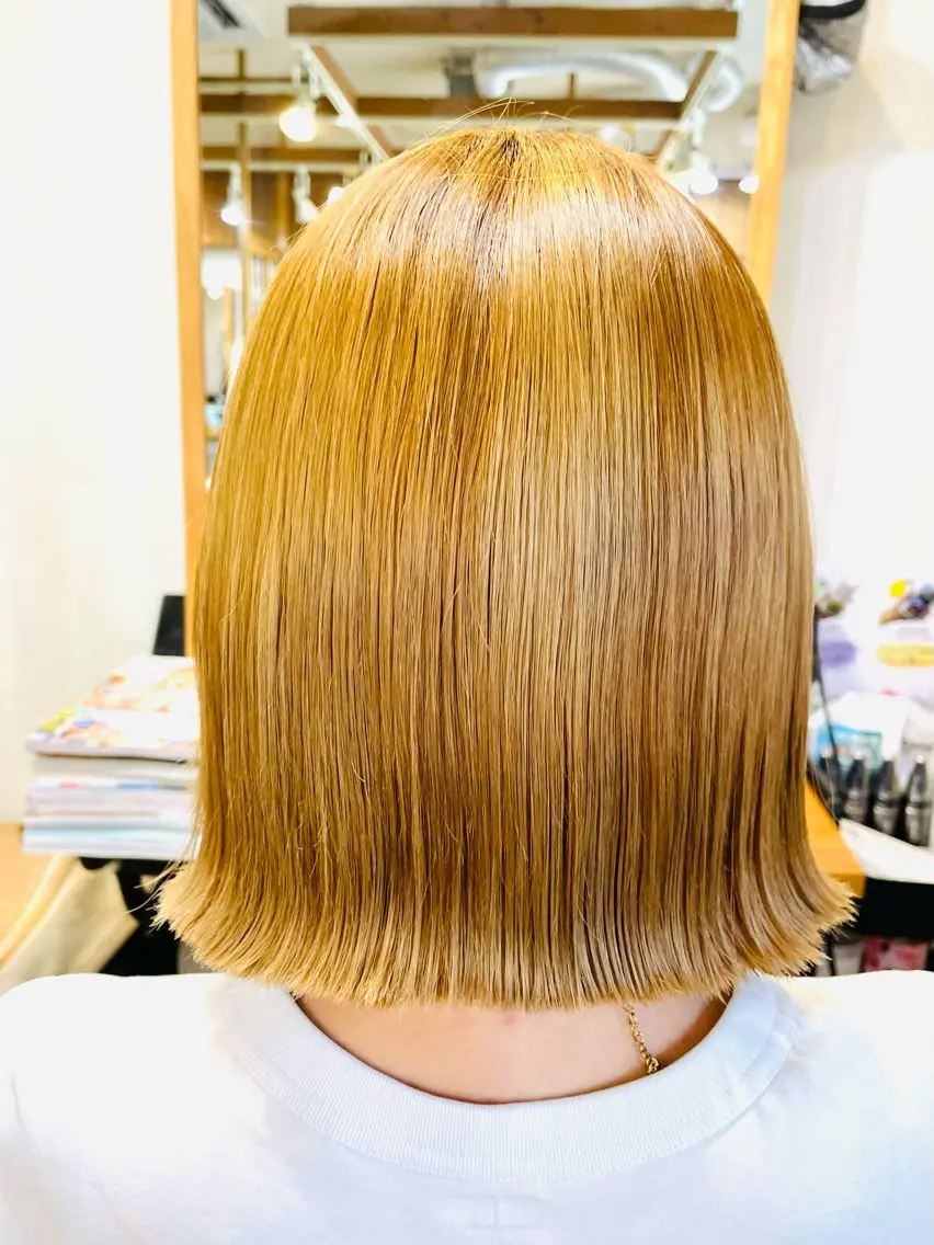 ミディアム 切りっぱなしボブ ボブ 山木 裕子のヘアスタイル