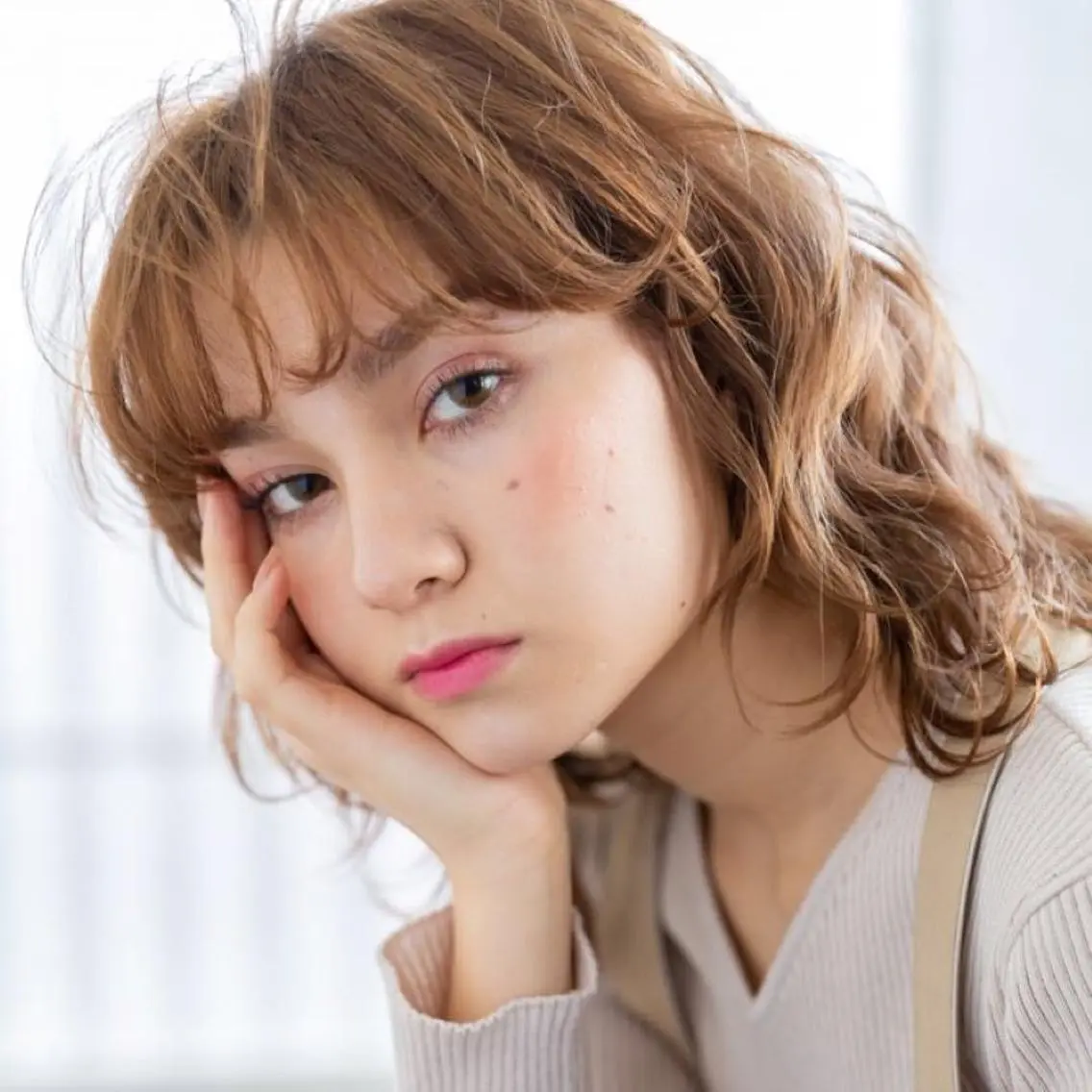 ミディアム カット ヘアカラー チダアキフミ Ash大森のヘアスタイル
