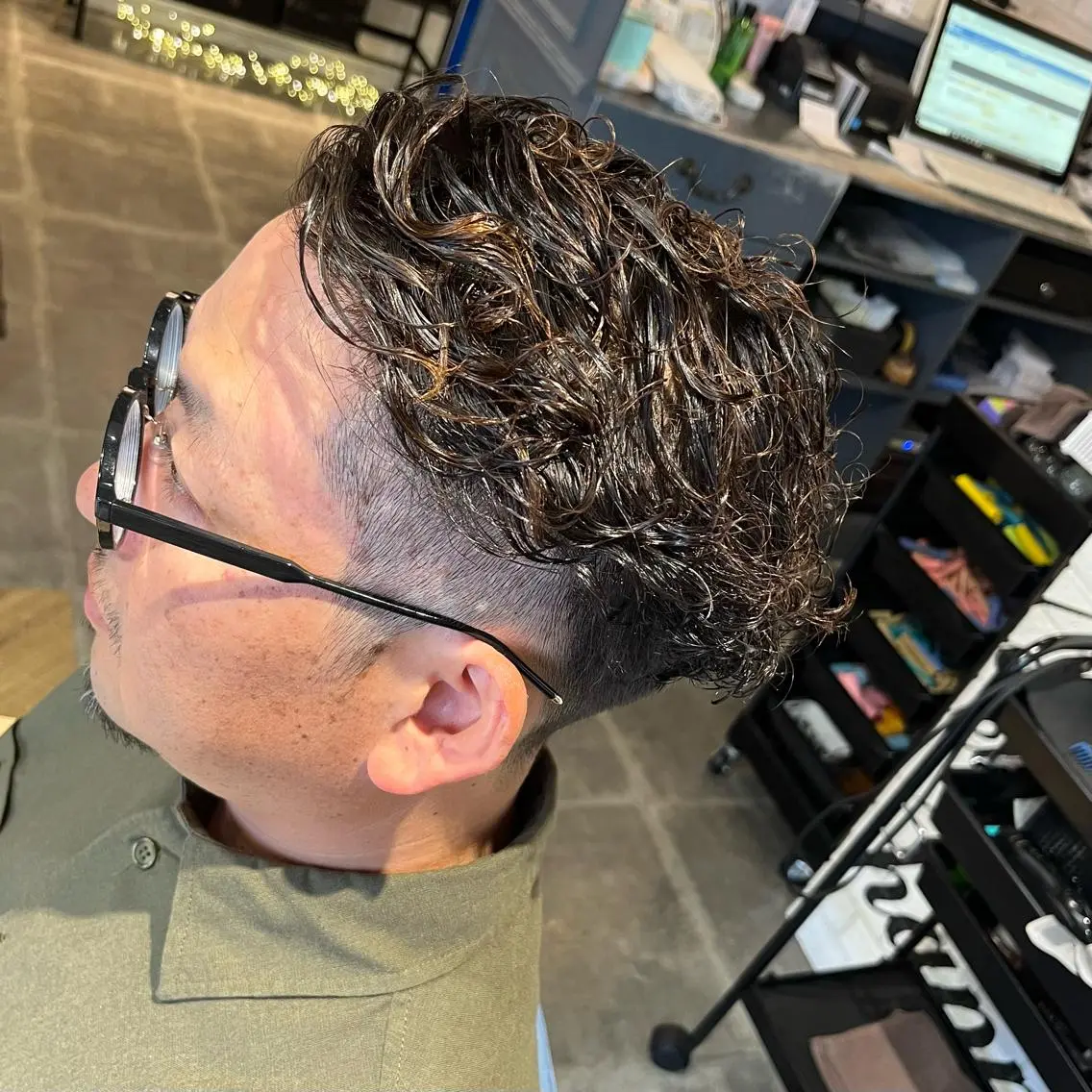 ミディアム パーマ メンズ カット パーマ トリートメント 🫟メンズスタイル 特化型マナ🫟のヘアスタイル