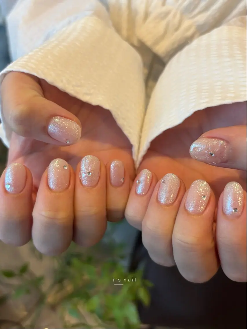 ネイル ハンドネイル i's nail 〈アイズネイル〉のネイルデザイン