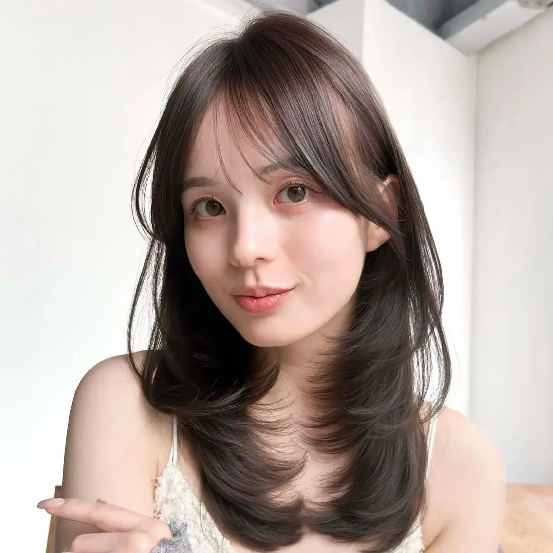 セミロング 池袋レイヤーカット 特化🔥YUUKIのヘアスタイル