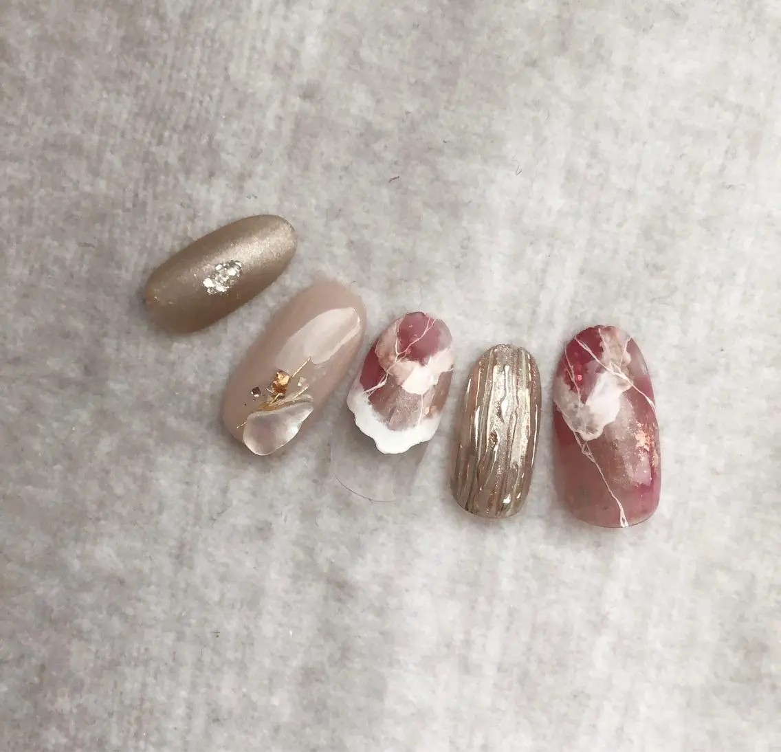 ネイル ジェルネイル ピンク シンプルネイル EMIKOのネイルデザイン
