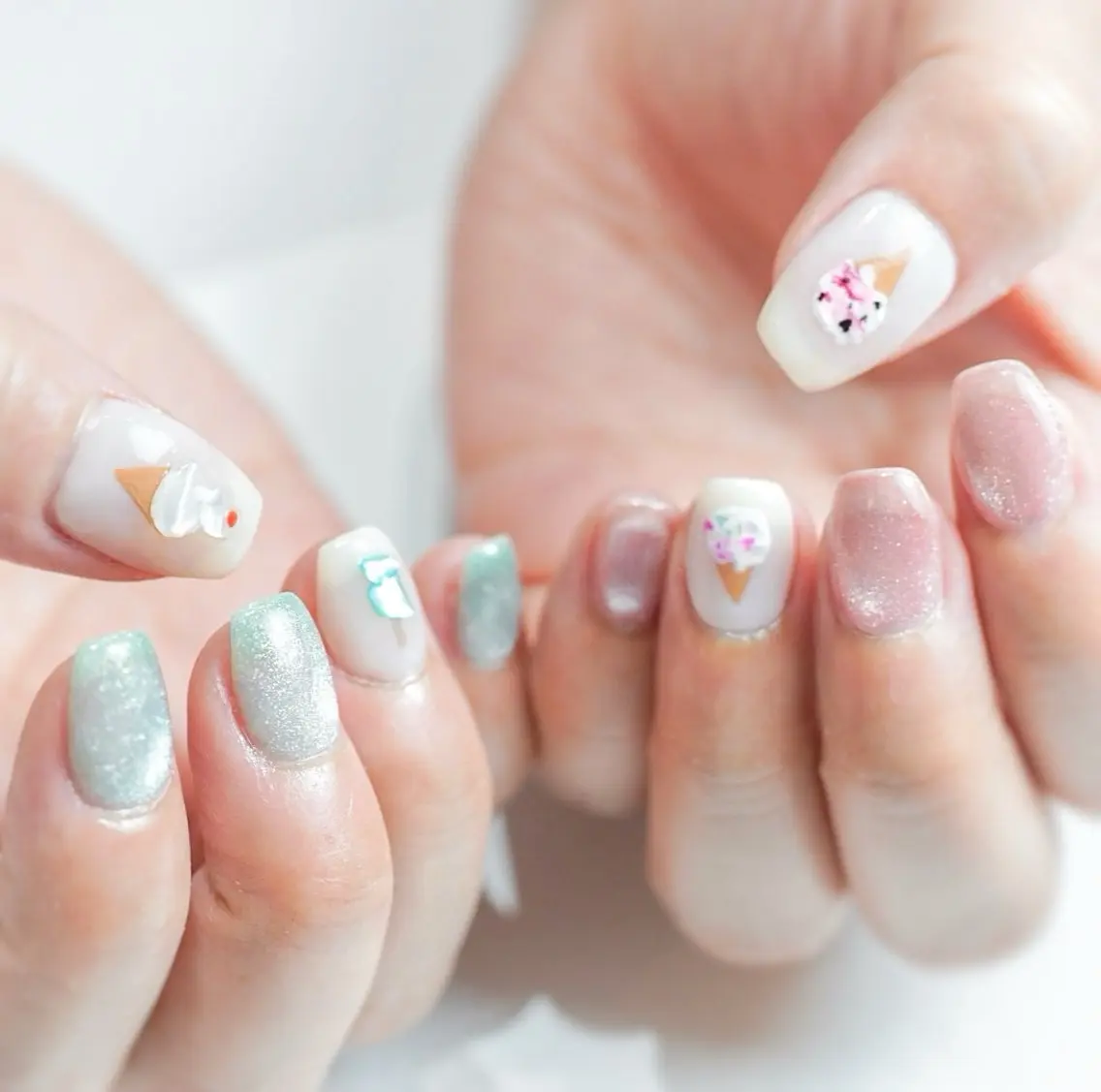 ミディアム ハンドネイル Re nailのネイルデザイン
