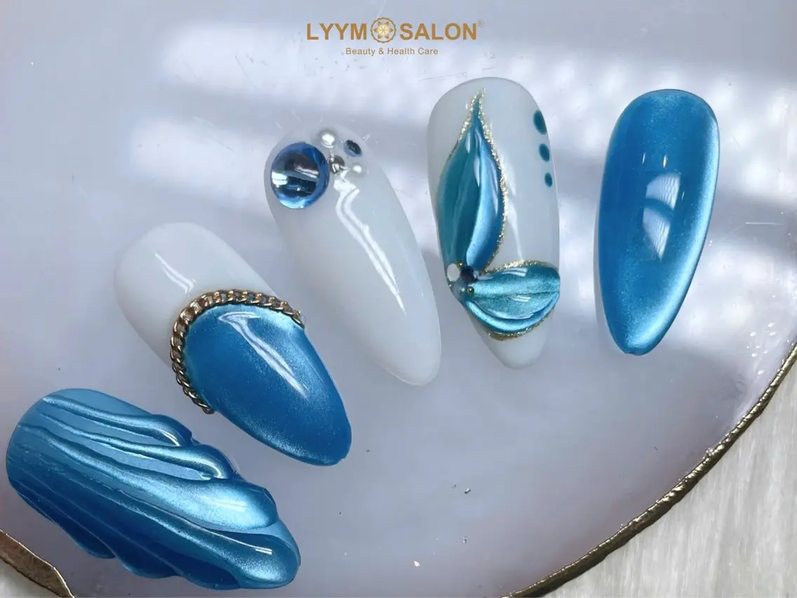 ネイル ボルドー ブラウン チークネイル ドット フットネイル ハンドネイル ハンドケア VAN NAIL SALON海老名店のネイルデザイン