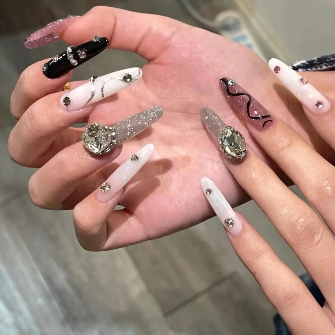 ネイル Mona salonのネイルデザイン