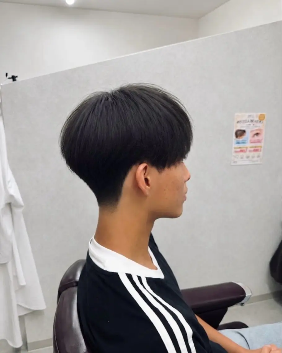 ショート メンズ 梅本 淑人のヘアスタイル