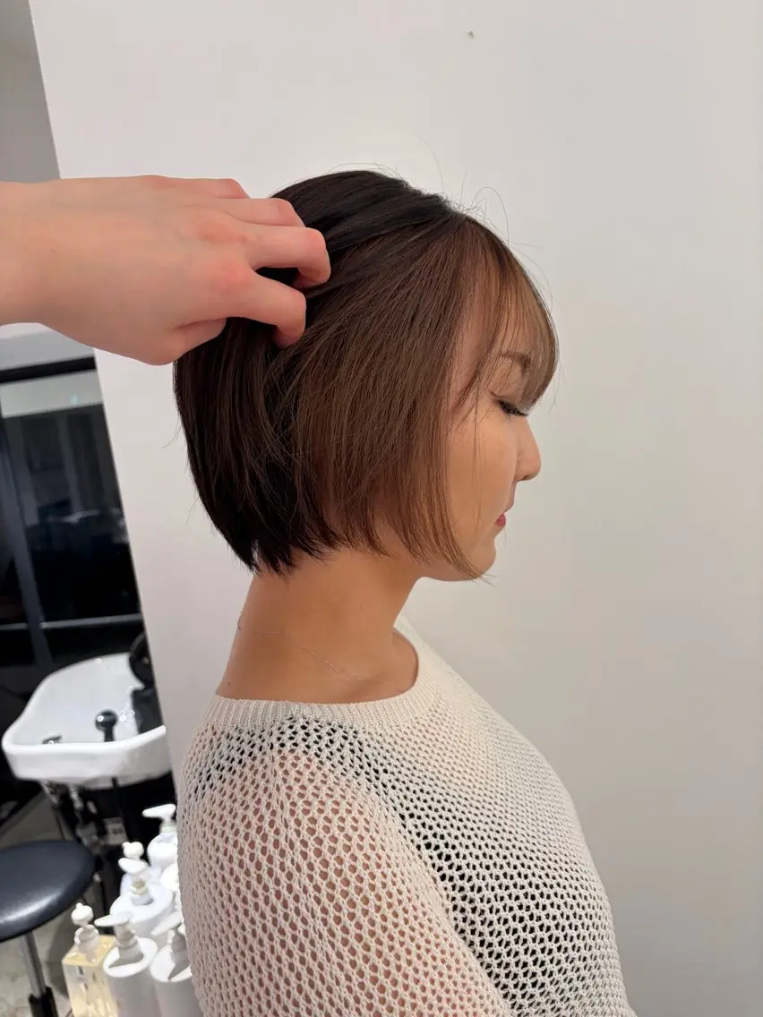 ショート カラー ベージュカラー インナーカラー ヘアカラー UNBIRTHDAY amiのヘアスタイル