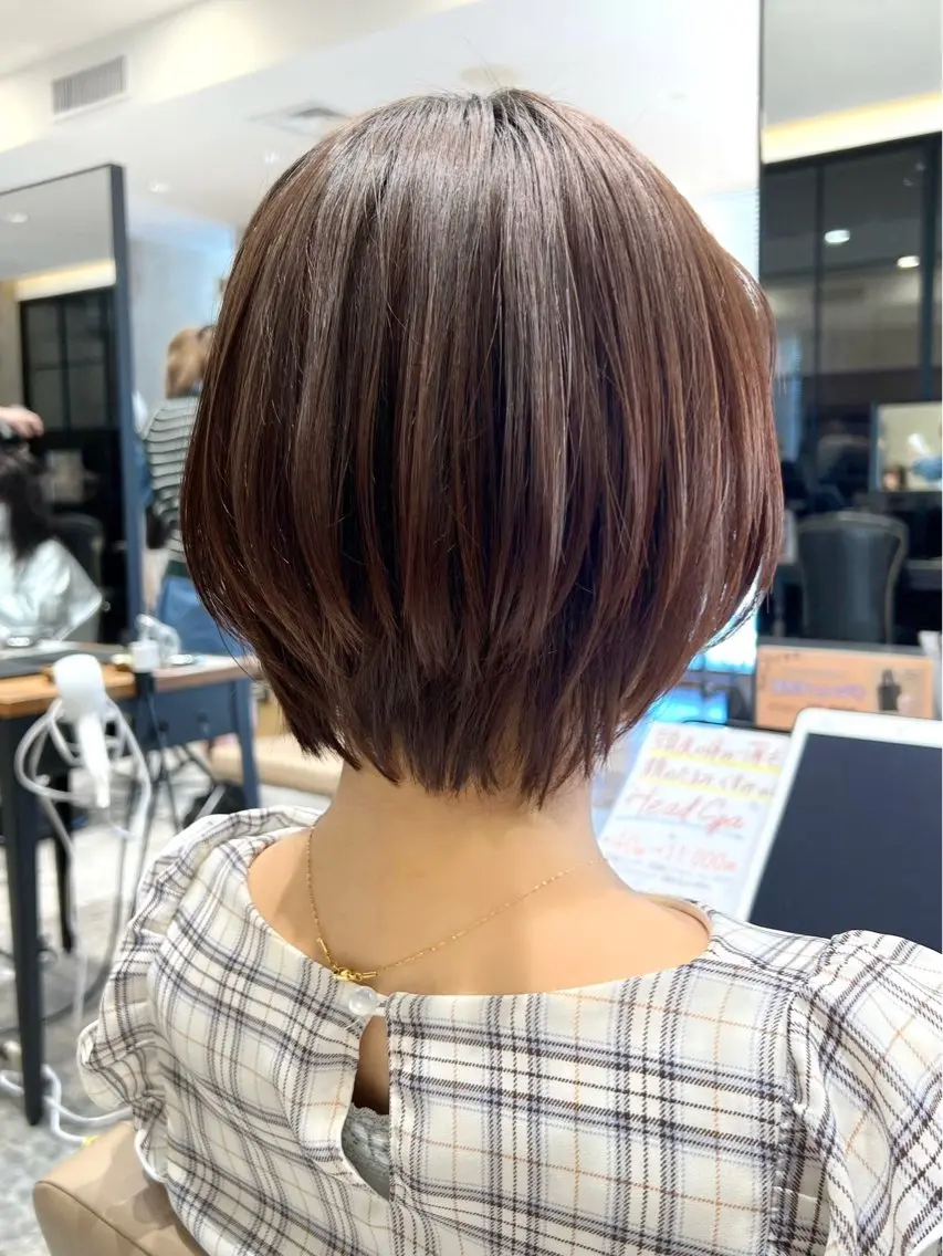 ショート カラー 💍新宿ショート 💍岩田莉奈のヘアスタイル