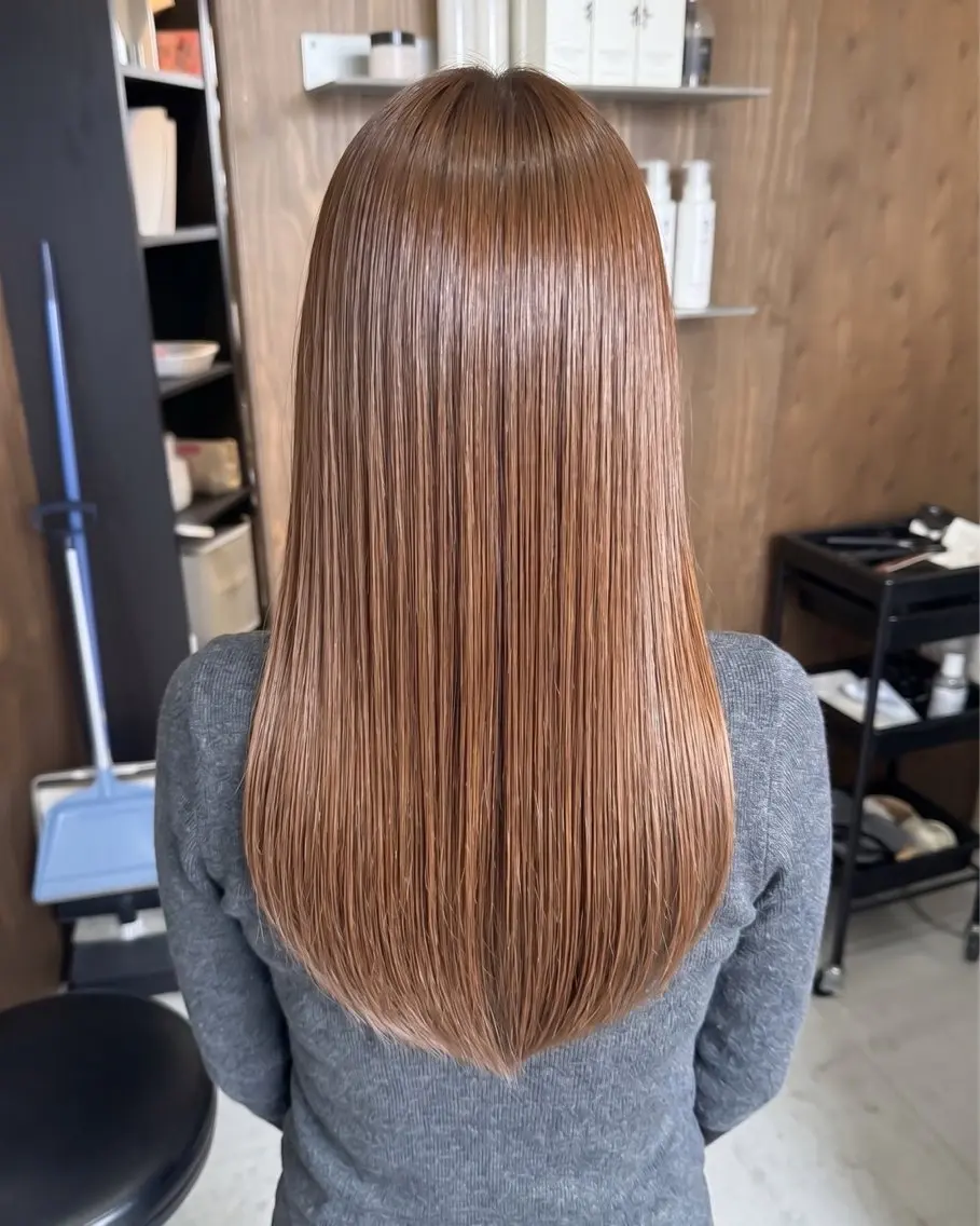 ロング カラー カット ヘアカラー トリートメント 桃木 杏奈のヘアスタイル